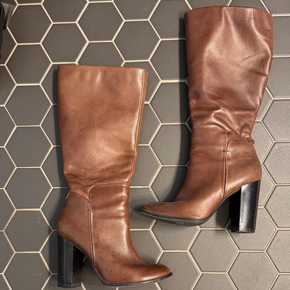 liz & co. Chestnut Heeled Boots